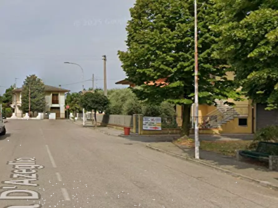 Immagine 13 di Appartamento in vendita  in Via D'Azeglio a Granze