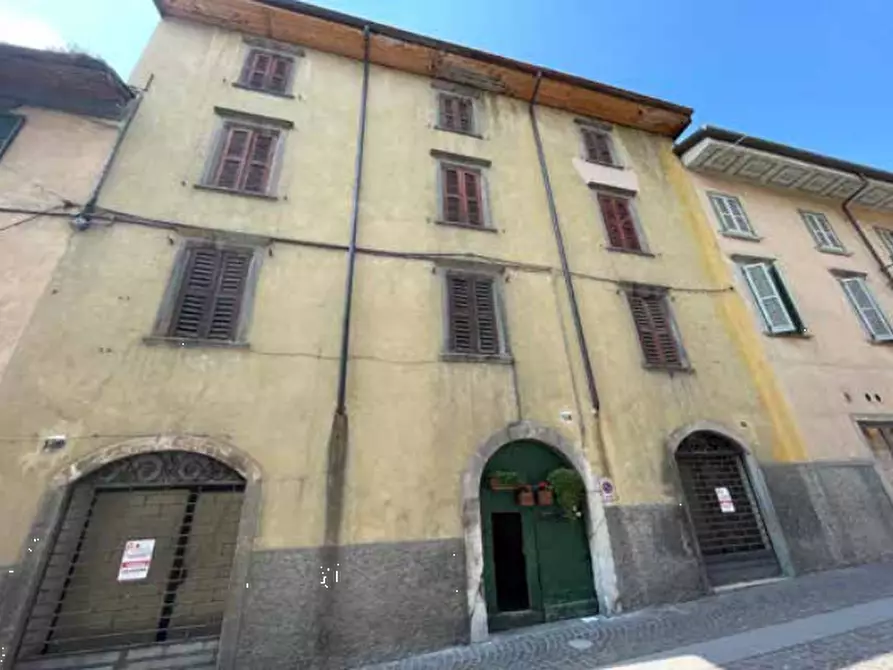 Immagine 1 di Appartamento in vendita  in via G. Mazzini a Albino