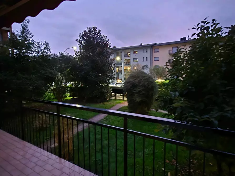 Immagine 3 di Appartamento in vendita  in Via Grumasone a Alzano Lombardo