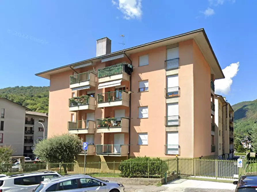 Immagine 12 di Appartamento in vendita  in Via Grumasone a Alzano Lombardo