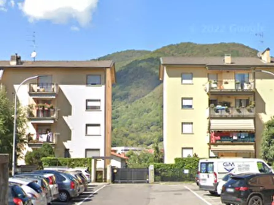 Immagine 15 di Appartamento in vendita  in Via Grumasone a Alzano Lombardo