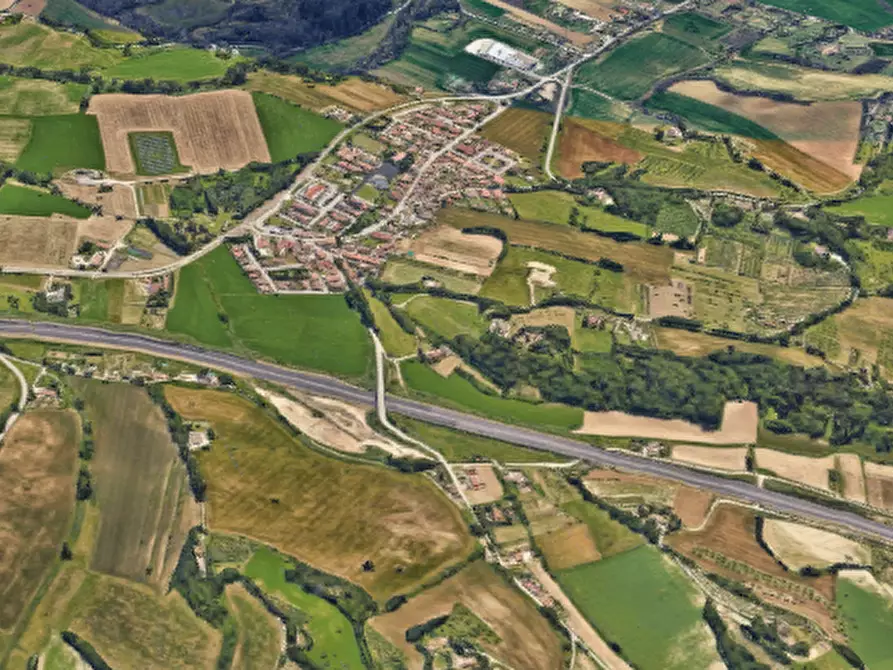 Immagine 5 di Magazzino in vendita  in Via del Castello a Fano