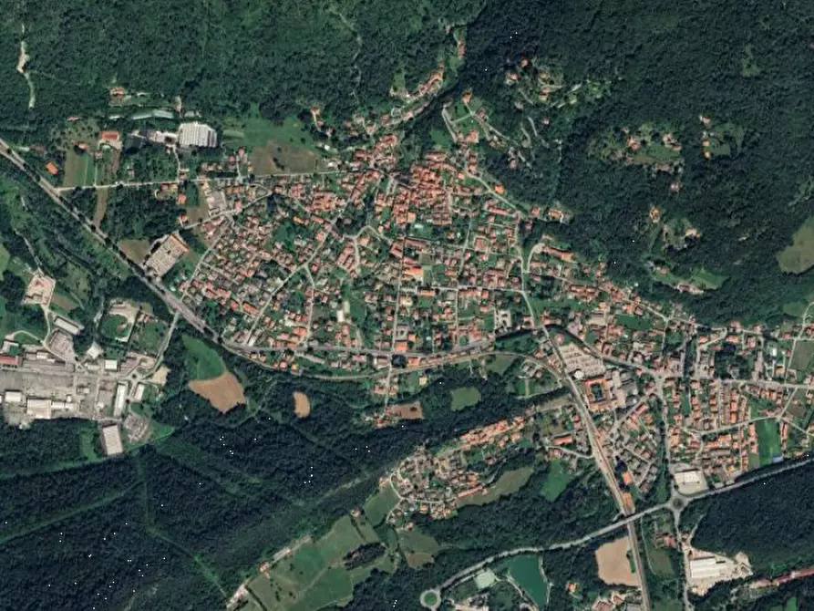 Immagine 5 di Appartamento in vendita  in Via A. Volta a Cittiglio