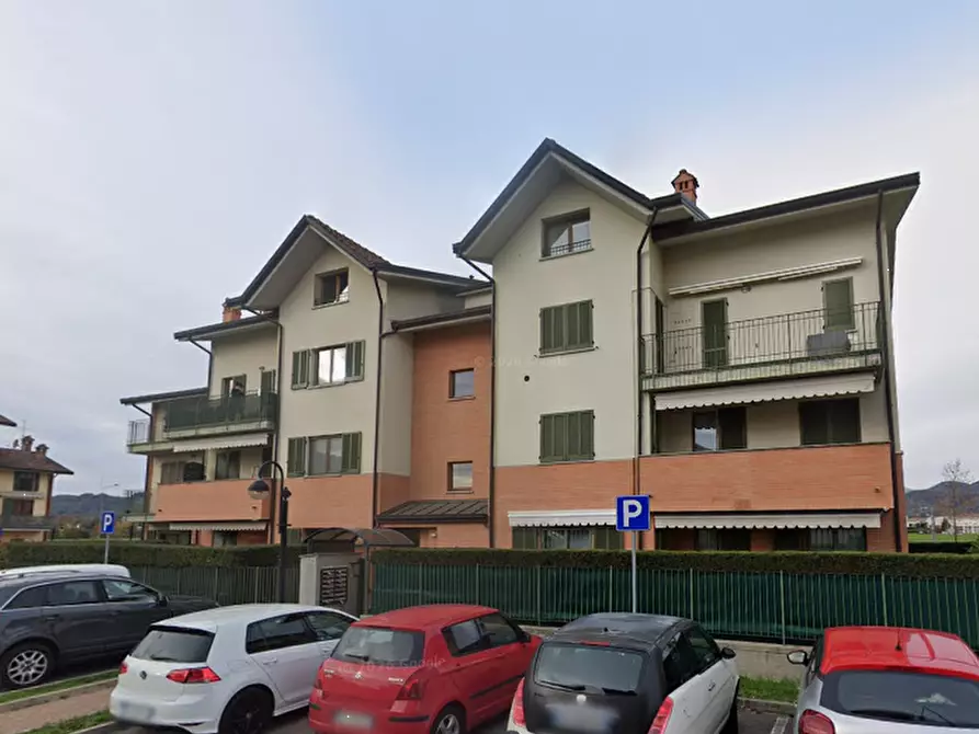Immagine 4 di Appartamento in vendita  in via Ermenegildo Agazzi a Brembate Di Sopra
