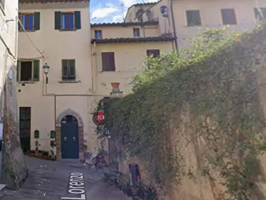 Immagine 10 di Appartamento in vendita  in Via S. Martino a Castelfiorentino