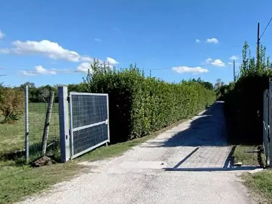 Immagine 2 di Capannone industriale in vendita  in Via Vallato a Colli Al Metauro