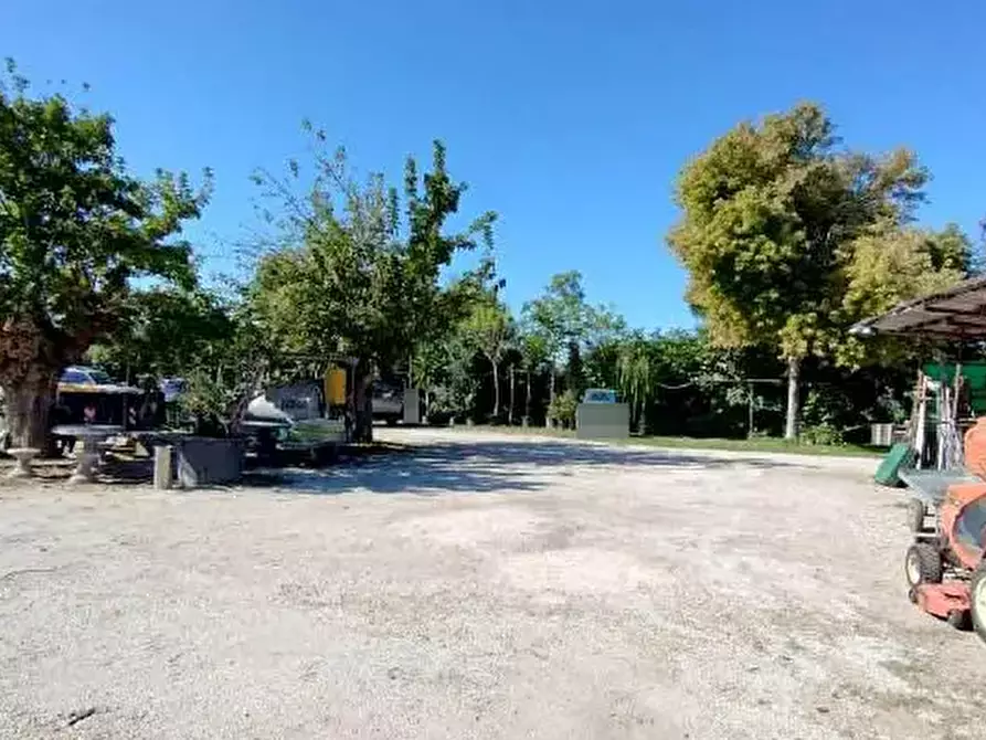 Immagine 9 di Capannone industriale in vendita  in Via Vallato a Colli Al Metauro