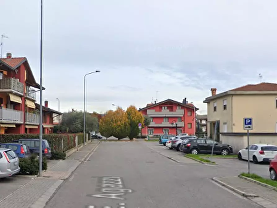 Immagine 19 di Appartamento in vendita  in via E. Agazzi a Brembate Di Sopra