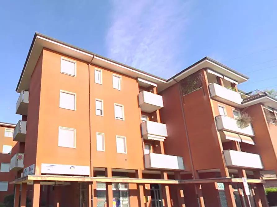 Immagine 5 di Appartamento in vendita  in Via Giuseppe Mazzini a Trezzo Sull'adda