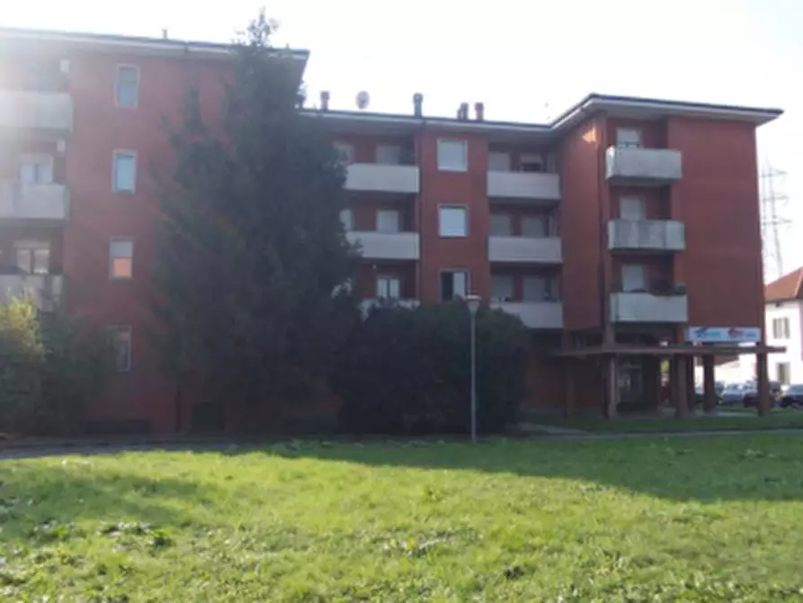 Immagine 9 di Appartamento in vendita  in Via Giuseppe Mazzini a Trezzo Sull'adda