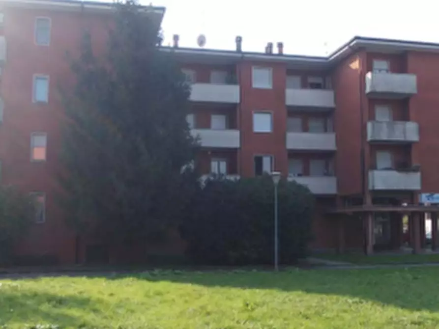 Immagine 10 di Appartamento in vendita  in Via Giuseppe Mazzini a Trezzo Sull'adda