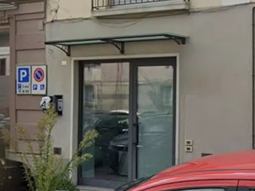 Immagine 3 di Ufficio in vendita  in Piazza Armando Diaz a Carnago