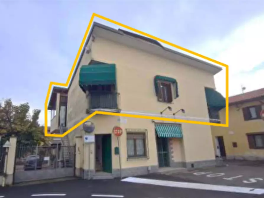 Immagine 15 di Appartamento in vendita  in Piazza S. Carlo a Corbetta