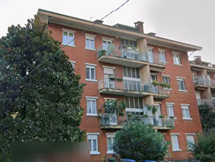 Immagine 6 di Appartamento in vendita  in Via Cantoreggio a Varese