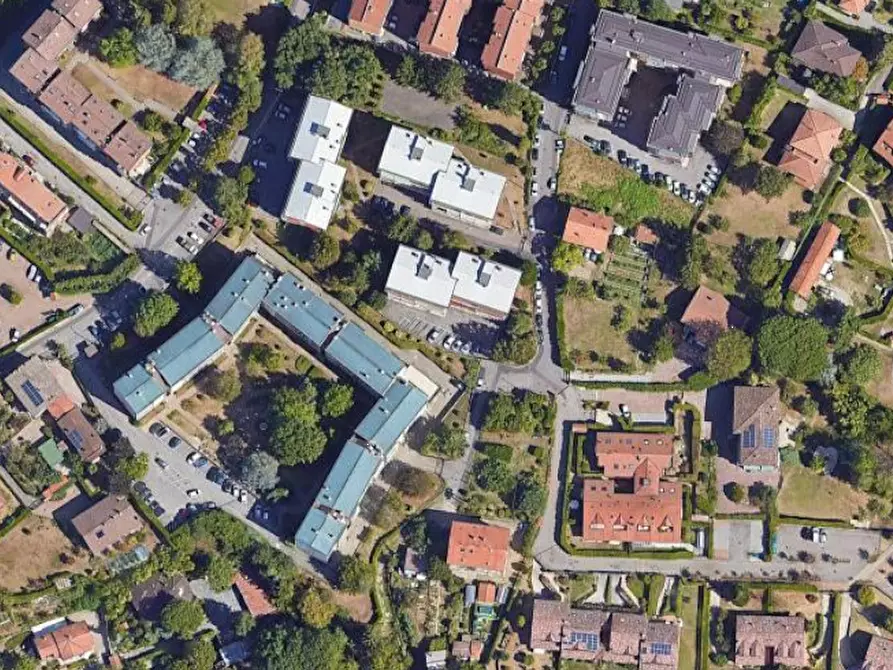 Immagine 18 di Appartamento in vendita  in Via Cantoreggio a Varese