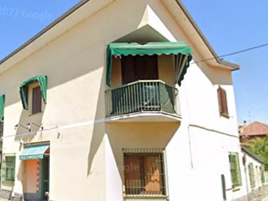 Immagine 5 di Negozio in vendita  in Piazza S. Carlo a Corbetta