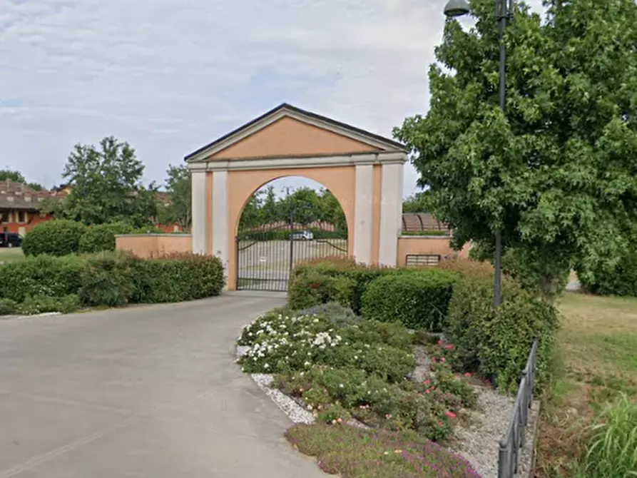 Immagine 7 di Posto auto in vendita  in Frazione Villanuova a Verolavecchia