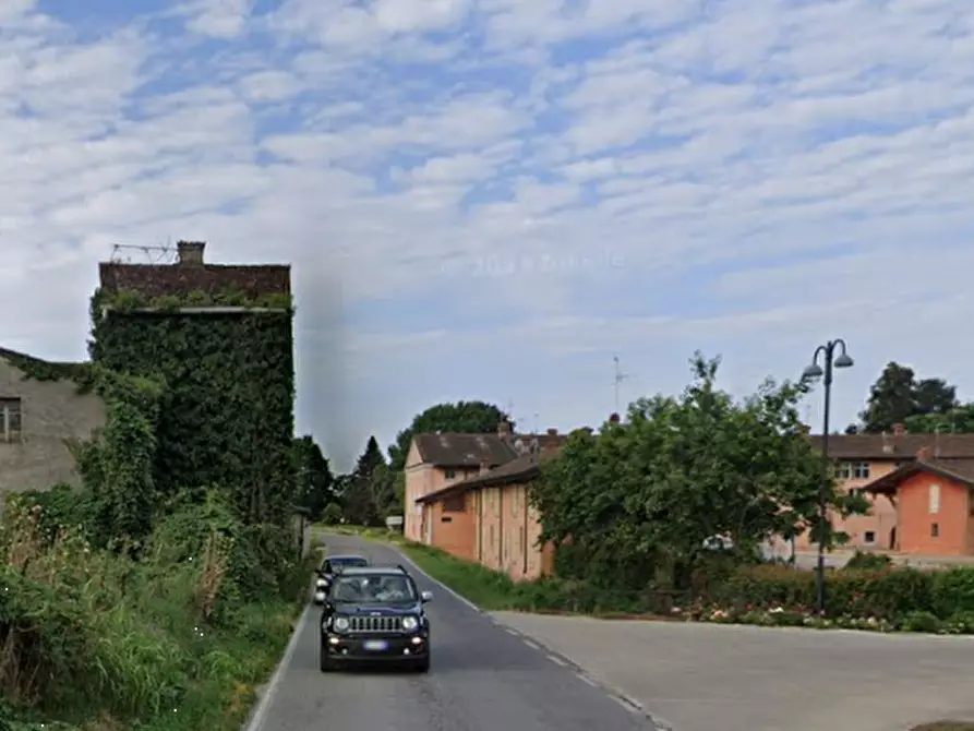 Immagine 9 di Posto auto in vendita  in Frazione Villanuova a Verolavecchia