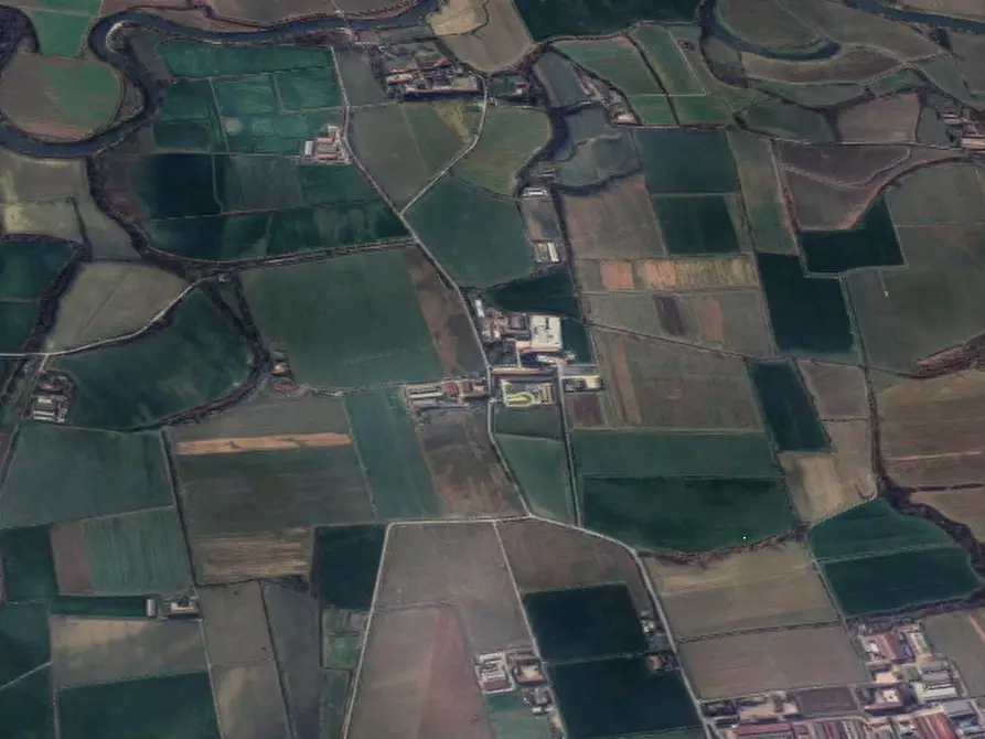 Immagine 15 di Posto auto in vendita  in Frazione Villanuova a Verolavecchia