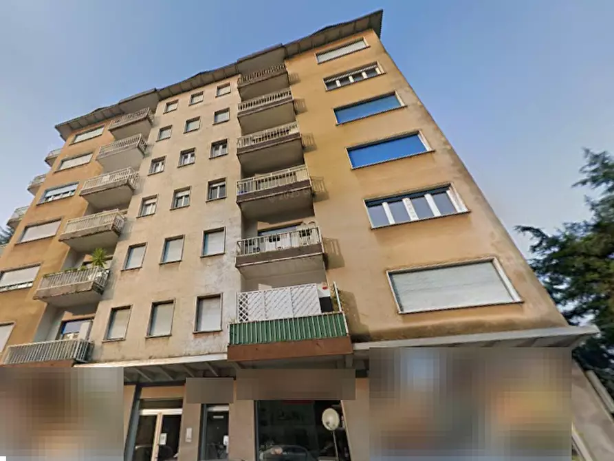 Immagine 3 di Appartamento in vendita  in Via G. Verdi a Gemonio