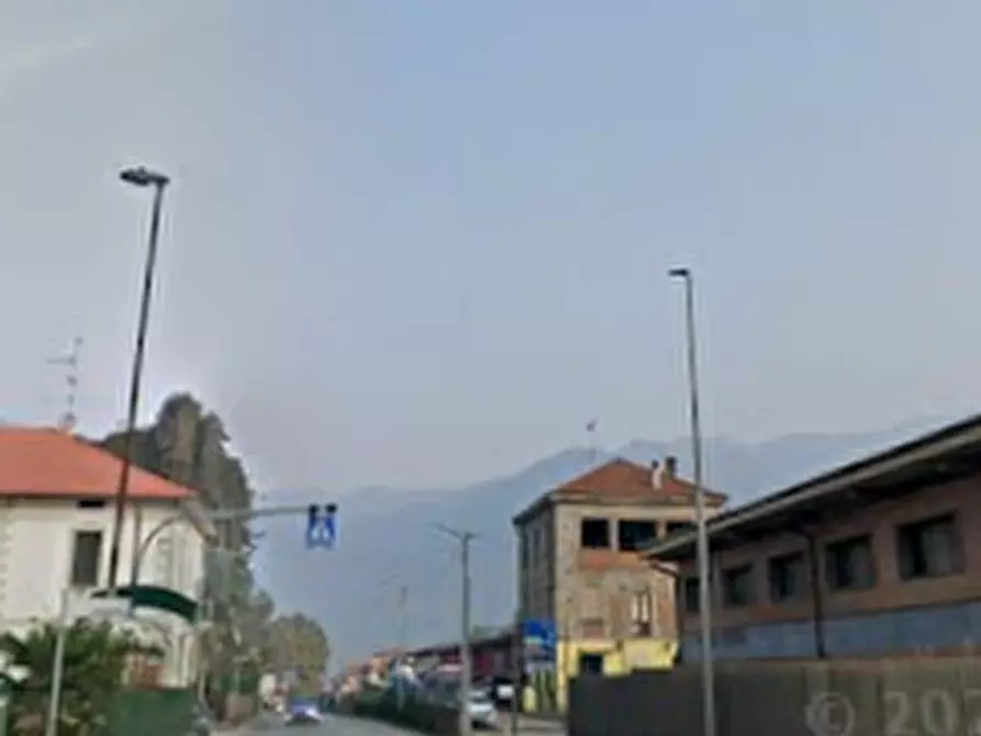 Immagine 4 di Appartamento in vendita  in Via G. Verdi a Gemonio
