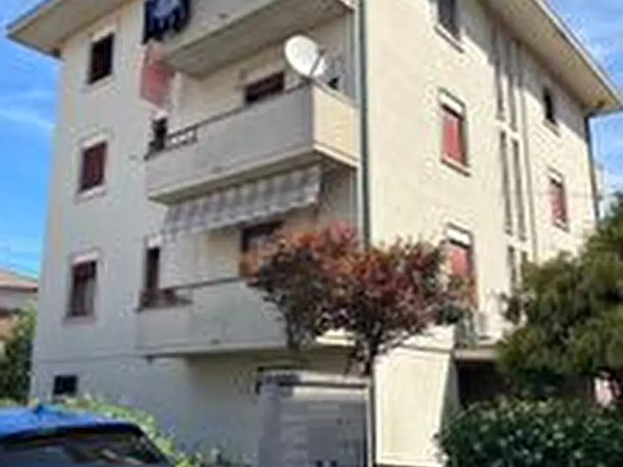 Immagine 3 di Appartamento in vendita  in Via Olmo a Creazzo