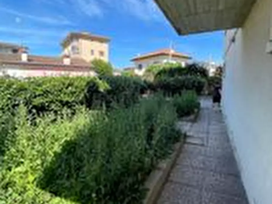 Immagine 4 di Appartamento in vendita  in Via Olmo a Creazzo