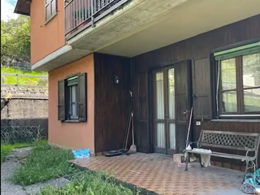 Immagine 2 di Appartamento in vendita  in Via Rognoni a Taleggio