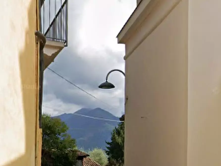 Immagine 7 di Porzione di casa in vendita  in Via Piazza a Sovere