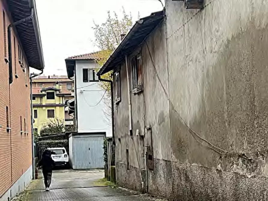 Immagine 3 di Appartamento in vendita  in Via Sopranzi a Tradate