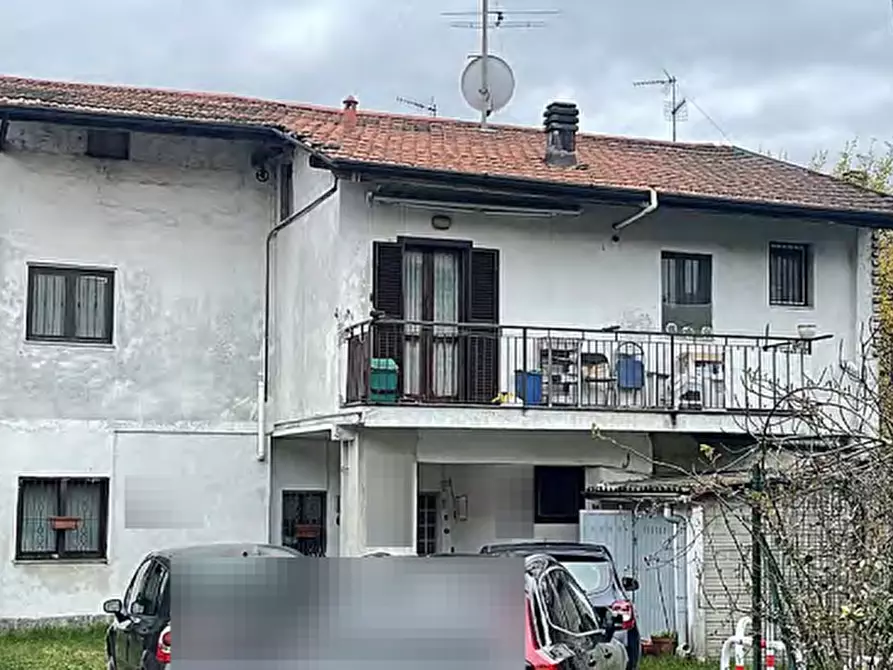 Immagine 1 di Appartamento in vendita  in Via Sopranzi a Tradate
