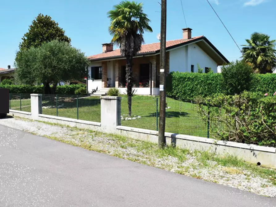 Immagine 1 di Casa indipendente in vendita  in Via Olmi a Oderzo