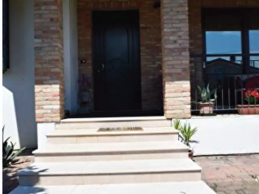 Immagine 4 di Casa indipendente in vendita  in Via Olmi a Oderzo