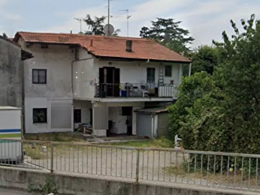 Immagine 13 di Appartamento in vendita  in Via Sopranzi a Tradate