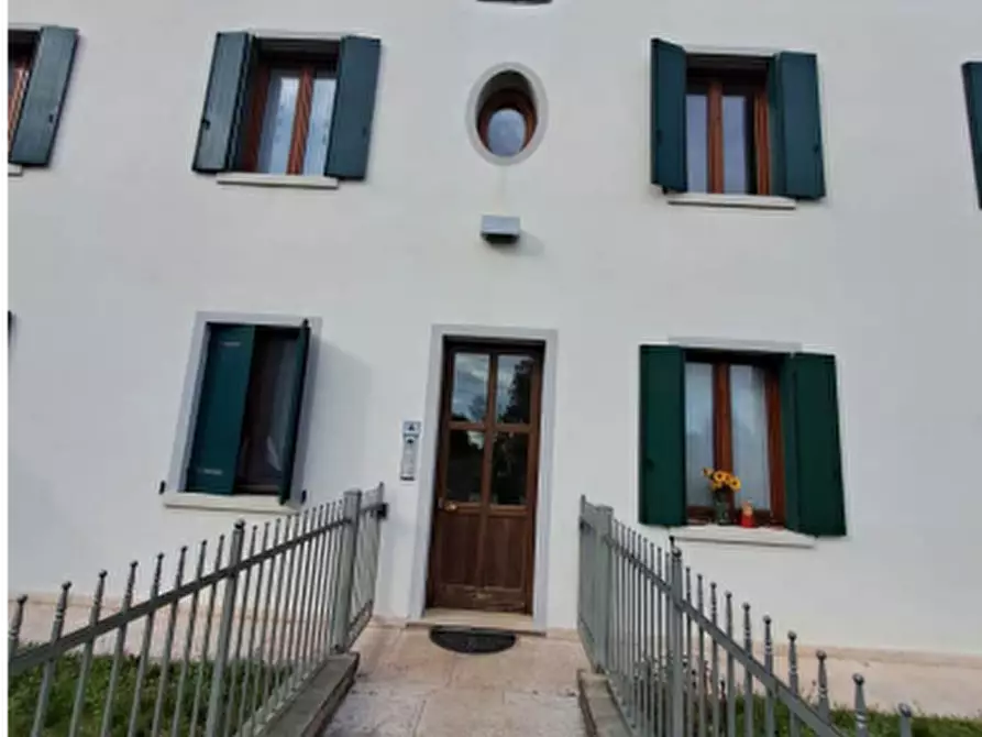 Immagine 4 di Appartamento in vendita  in Via Spineda a Volpago Del Montello