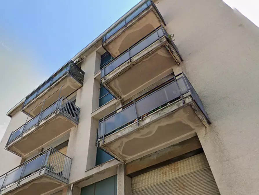 Immagine 15 di Appartamento in vendita  in Via Cesare Battisti a Mariano Comense