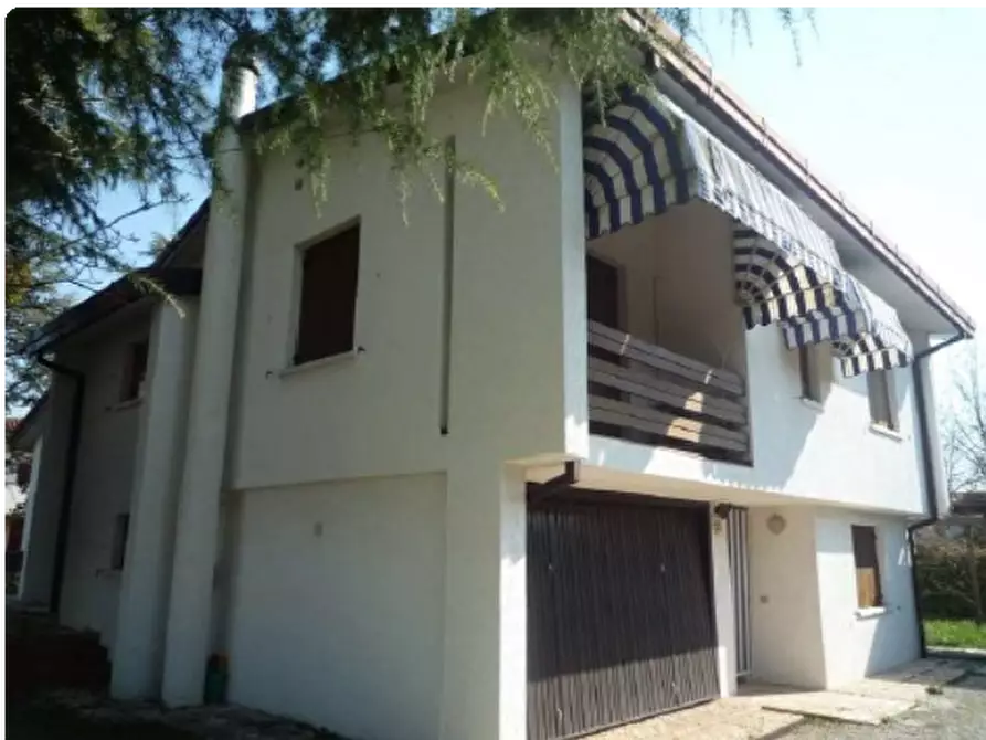 Immagine 1 di Villetta a schiera in vendita  in Via Cella a Chiarano