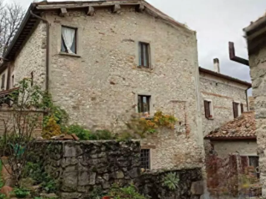 Immagine 2 di Casa indipendente in vendita  in Via Delle Confraternite a Pennabilli