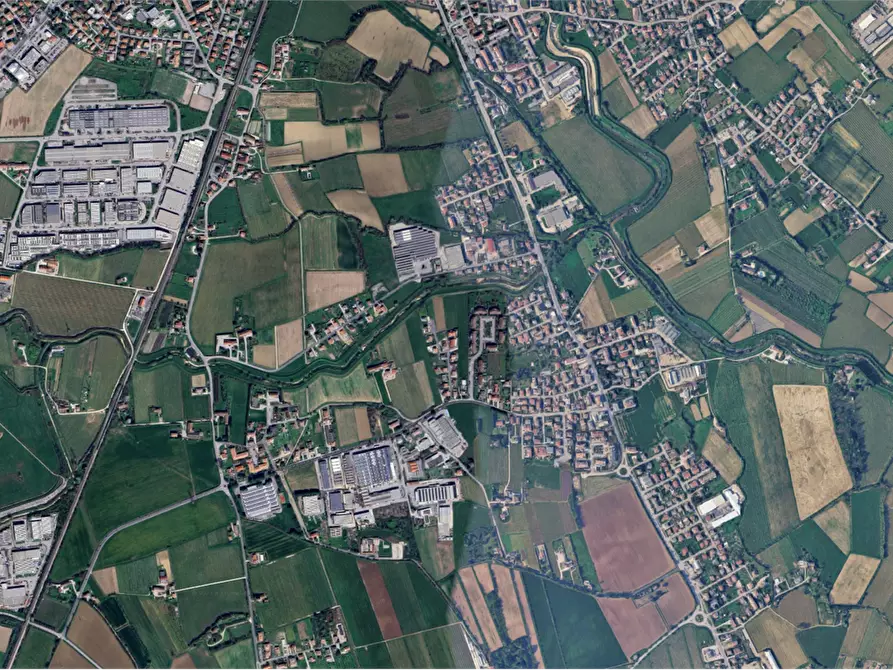 Immagine 12 di Laboratorio in vendita  in Via Risorgimento  a Santa Lucia Di Piave