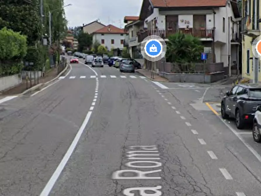 Immagine 28 di Appartamento in vendita  in Via Roma a Gazzada Schianno