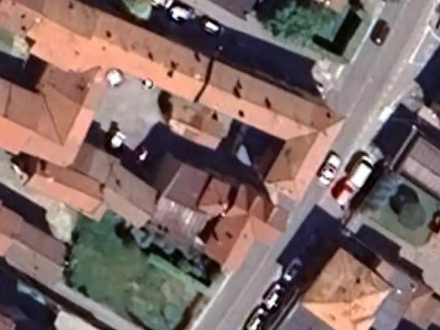 Immagine 30 di Appartamento in vendita  in Via Roma a Gazzada Schianno