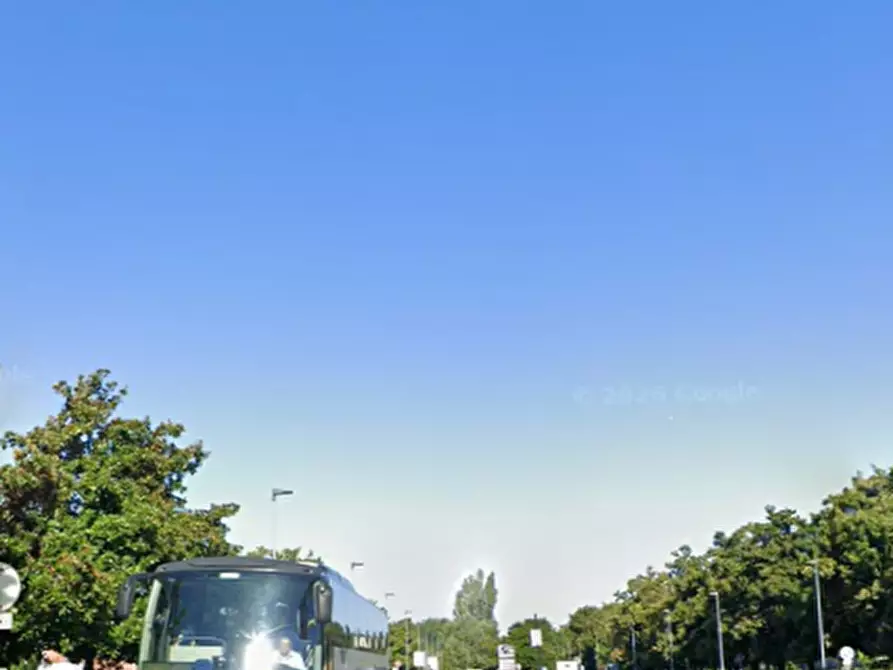 Immagine 5 di Ufficio in vendita  in Via Gran S. Bernardo a Rozzano