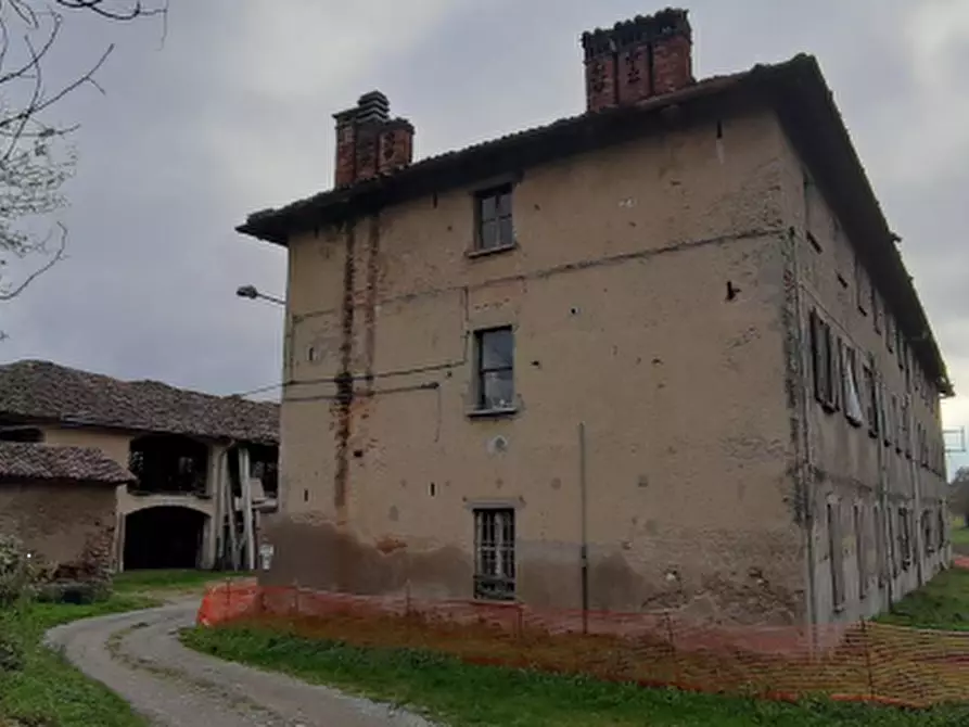 Immagine 1 di Rustico / casale in vendita  in Via Cà Maria a Lurago D'erba