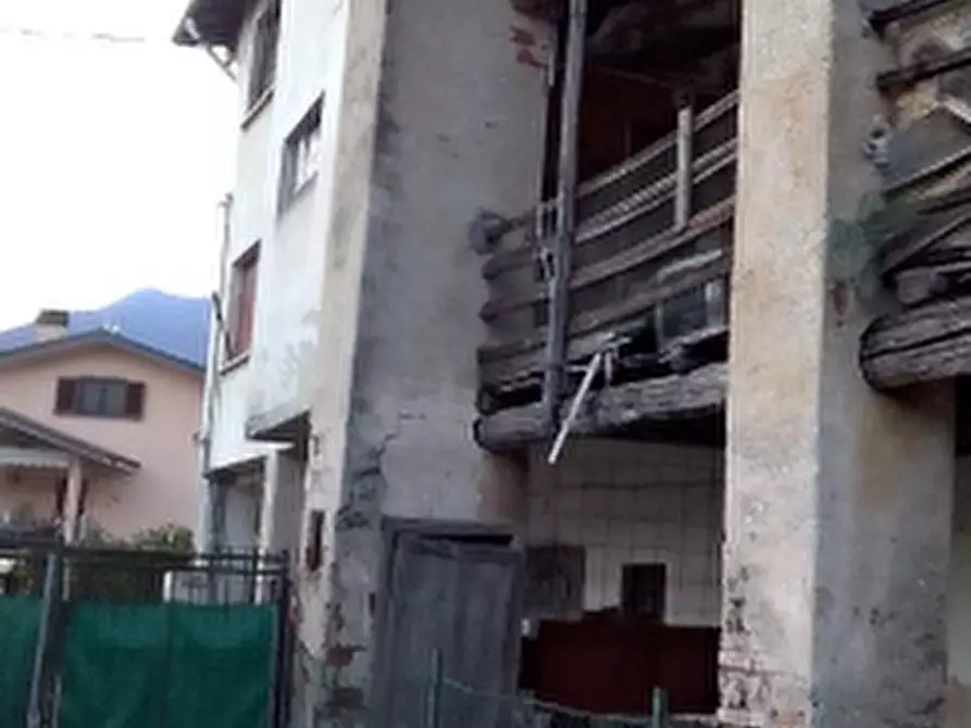 Immagine 6 di Appartamento in vendita  in Via Fratelli Bandiera a Grantola