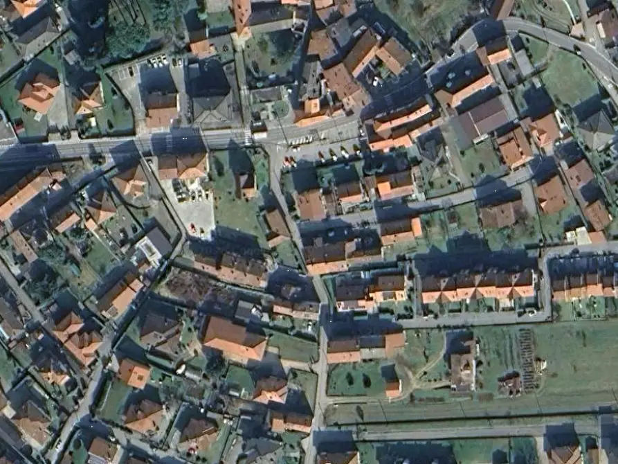 Immagine 12 di Appartamento in vendita  in Via Fratelli Bandiera a Grantola