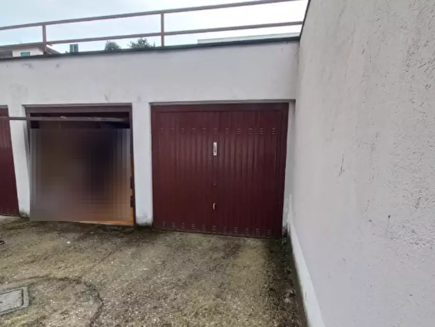 Immagine 2 di Garage in vendita  in Via Giuseppe Mazzini a Cassina De' Pecchi