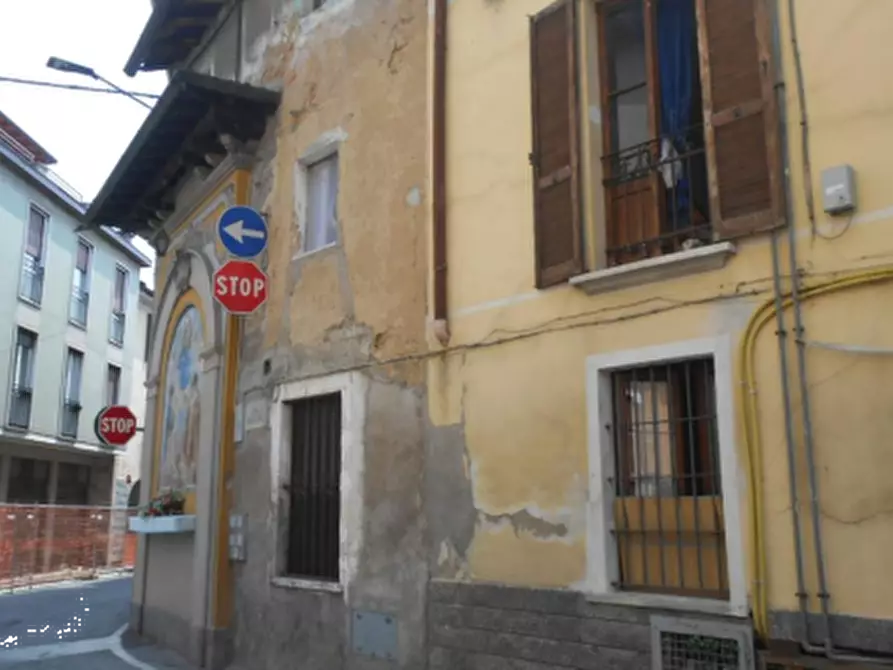 Immagine 2 di Appartamento in vendita  in Via Bolzano  a Limbiate