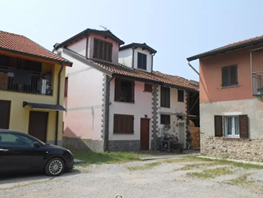 Immagine 4 di Appartamento in vendita  in Via Bolzano  a Limbiate