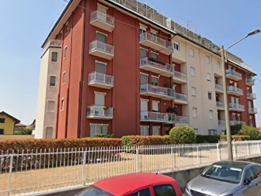 Immagine 13 di Appartamento in vendita  in Via Monte Nero a Corbetta