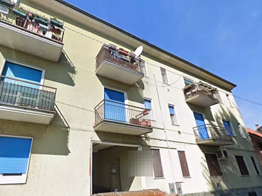 Immagine 10 di Appartamento in vendita  in Via Giovanni Pascoli a Senago